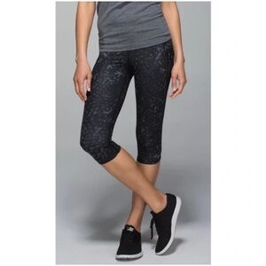 LULULEMON Pedal Pace Crop *Star Crushed Coal Black/Black 6